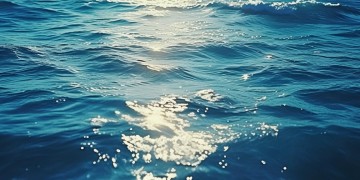 大边的大海是哪首歌？